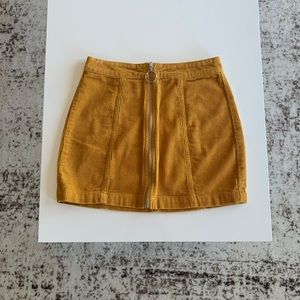 Mustard skirt